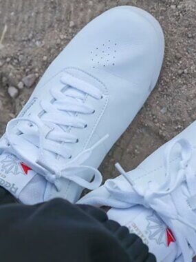 BNWT - IOB Reebok Princess Bright White classic walker (10 wide) KICKS